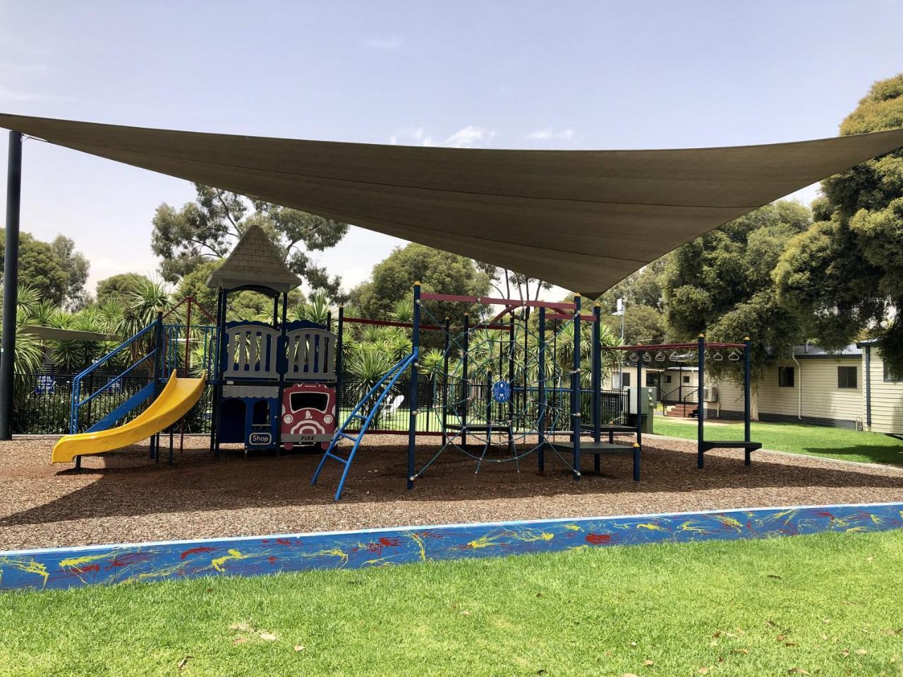 Big4 Ingenia Holidays Wagga Wagga Exterior foto